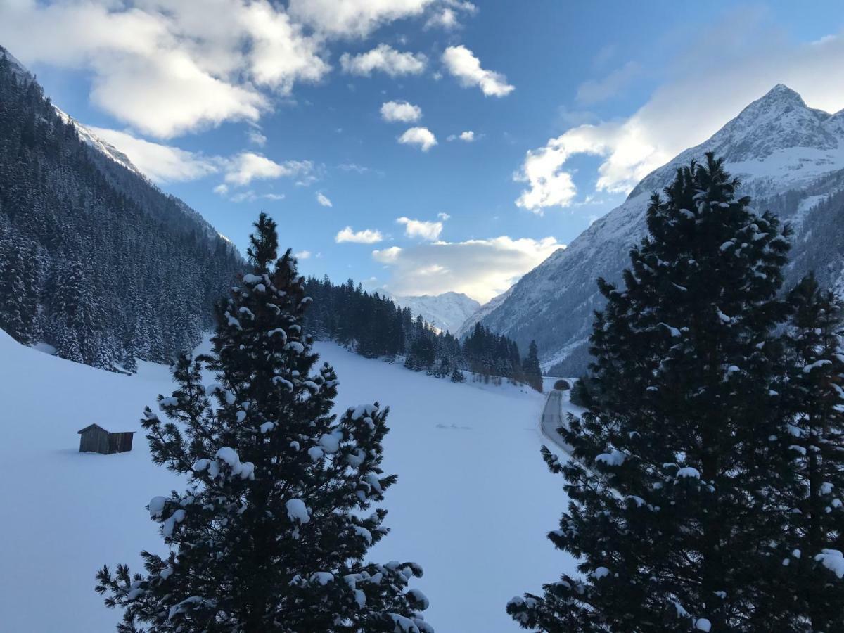 Appartements Dobler - S'Darhuam Sankt Leonhard im Pitztal Esterno foto
