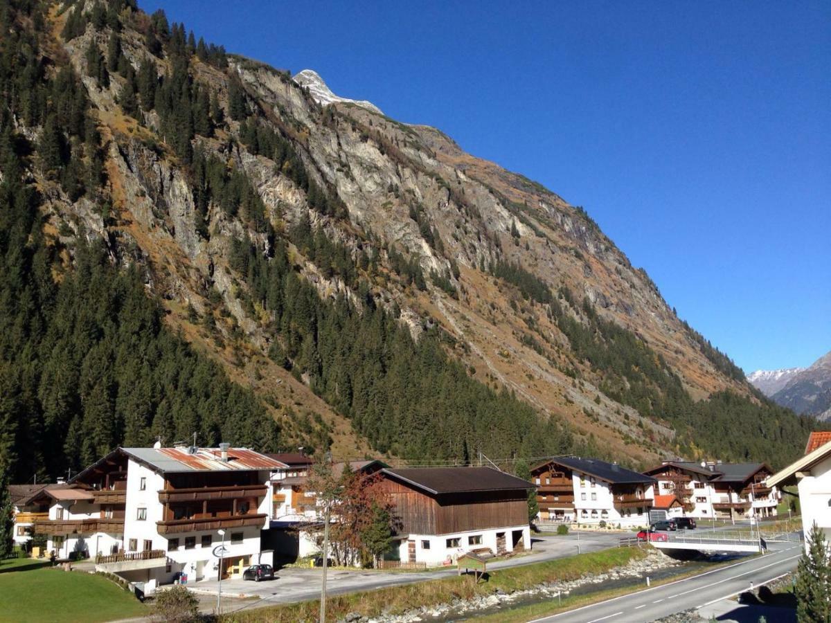 Appartements Dobler - S'Darhuam Sankt Leonhard im Pitztal Esterno foto