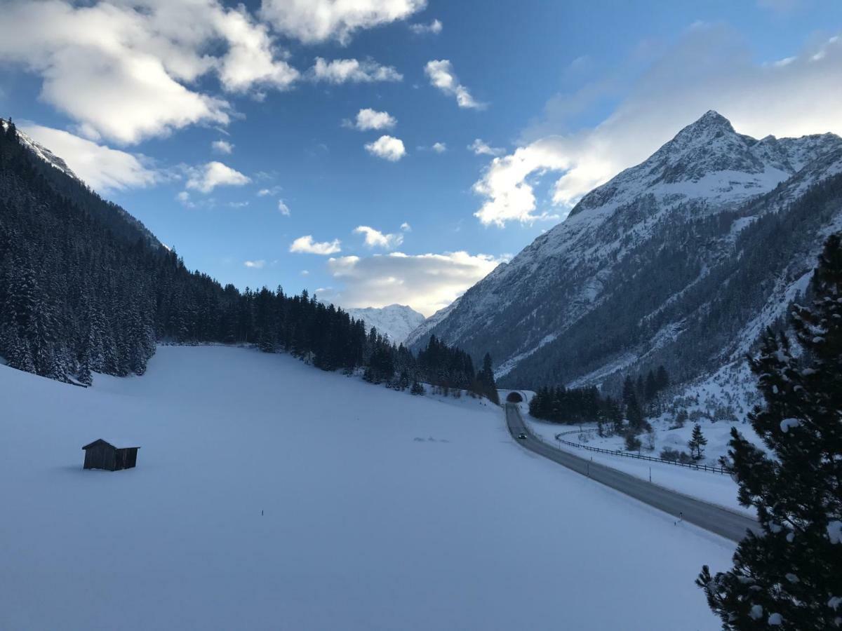 Appartements Dobler - S'Darhuam Sankt Leonhard im Pitztal Esterno foto