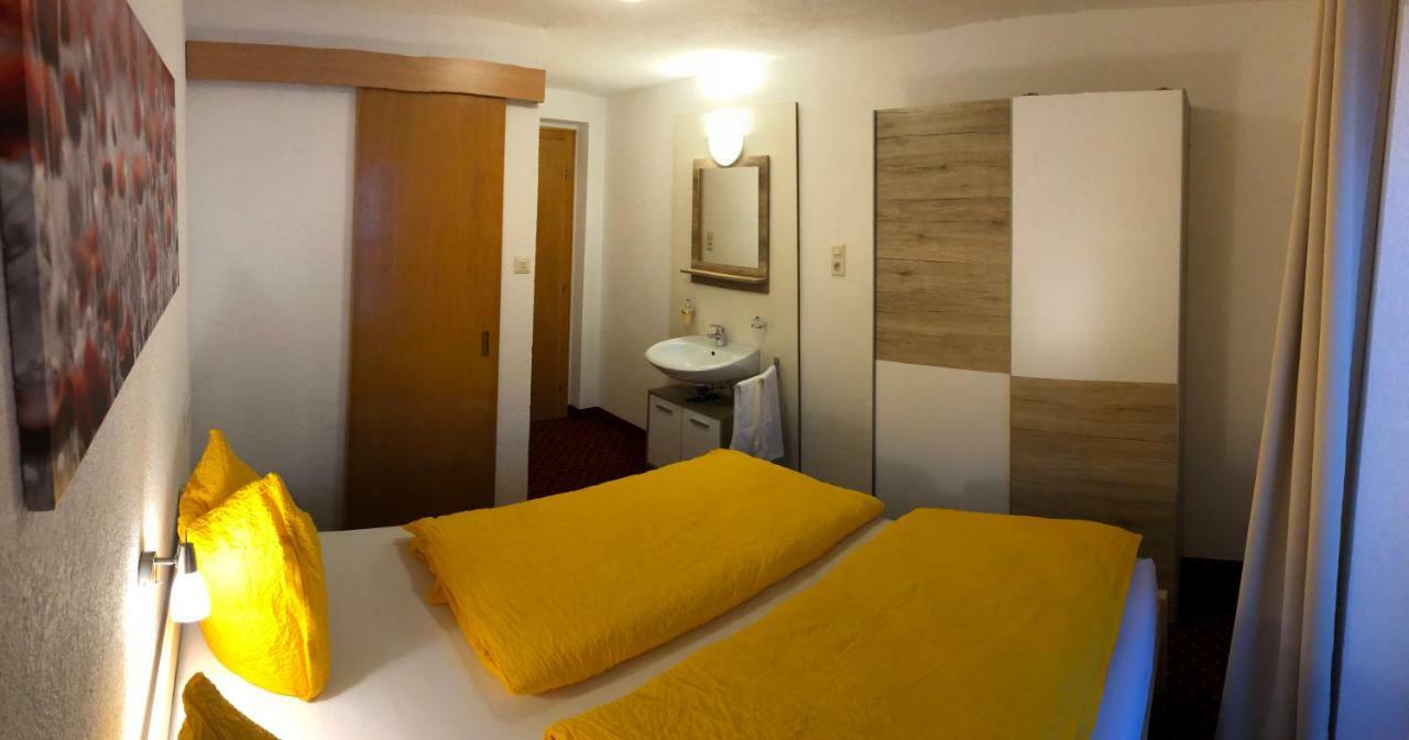 Appartements Dobler - S'Darhuam Sankt Leonhard im Pitztal Esterno foto